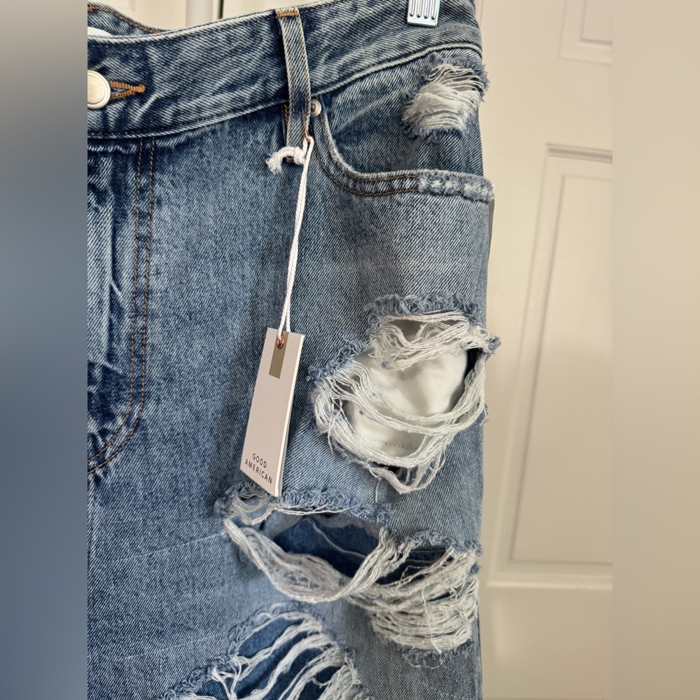 Good American Distressed Light Blue Straight Leg Jeans - Picture 8 of 13